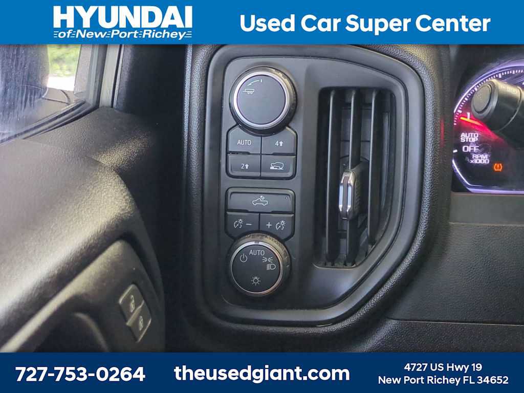 Used 2022 Chevrolet Silverado 1500 Custom AWD/4WD image 23
