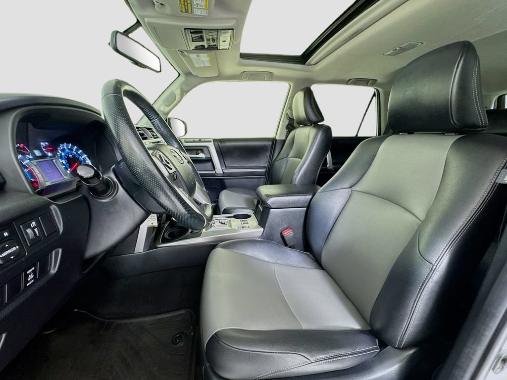 Used 2015 Toyota 4Runner SR5 Premium AWD/4WD image 11