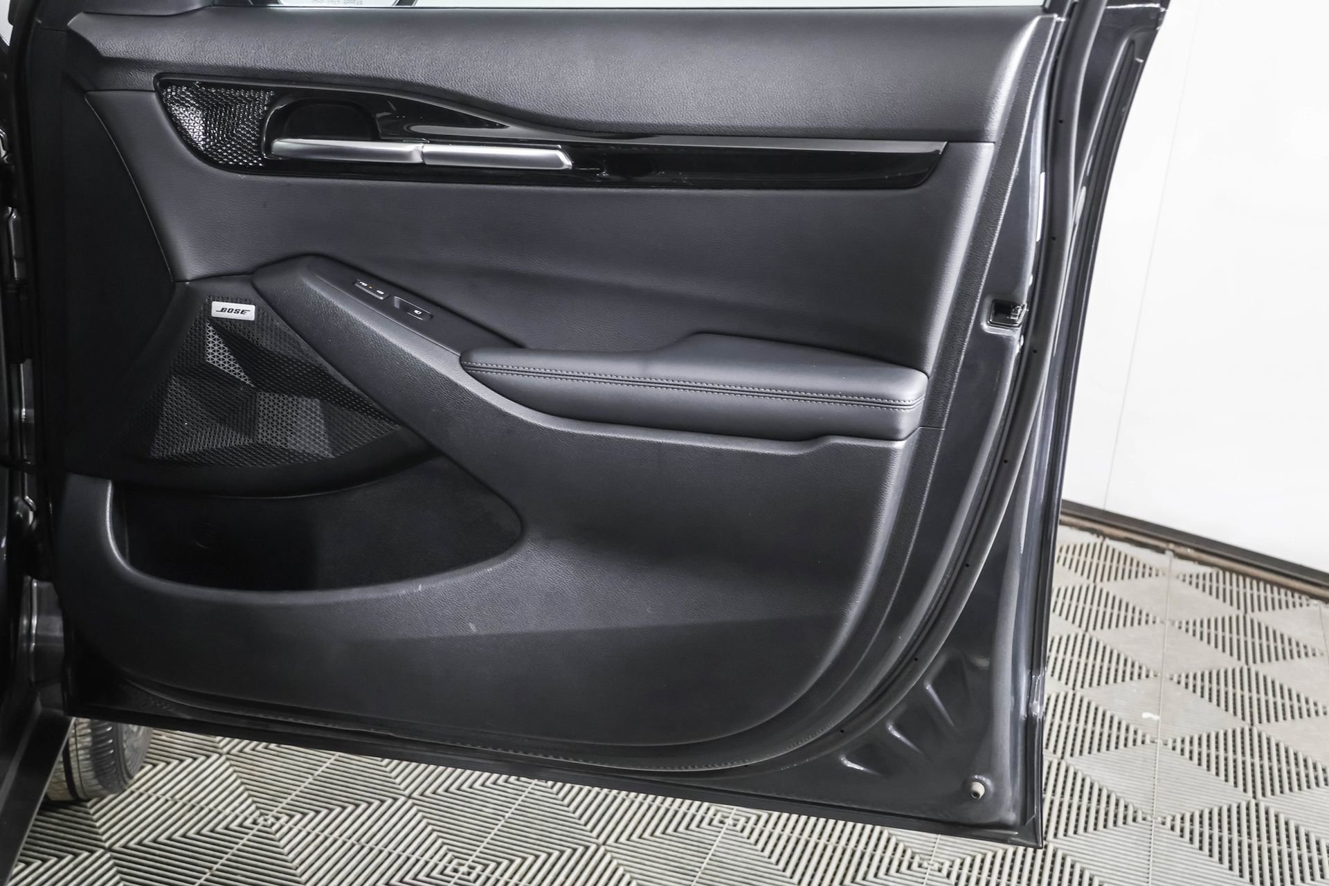 Used 2024 Kia Seltos SX w/ SX Sunroof Package image 49