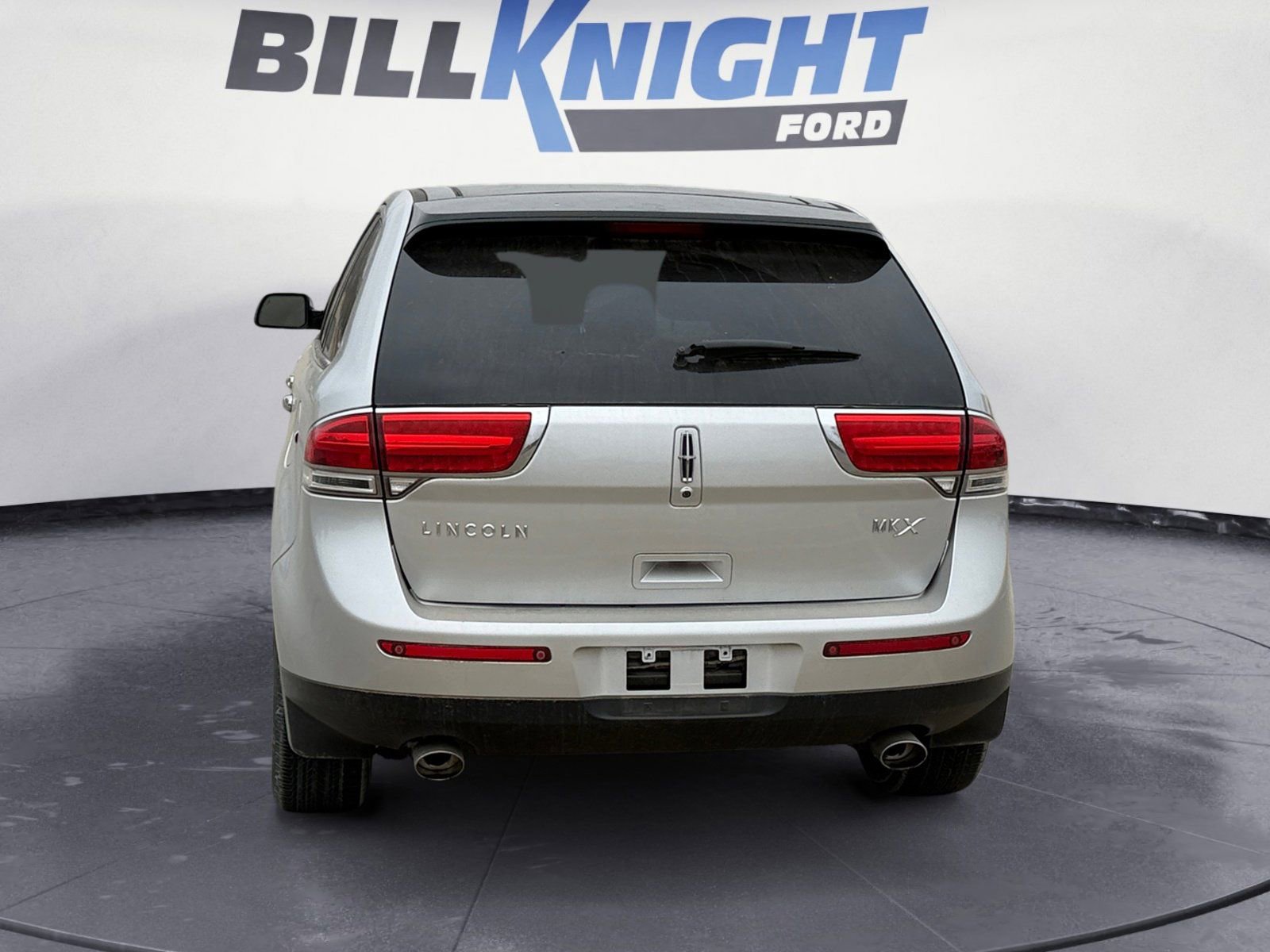 Used 2013 Lincoln MKX FWD image 4