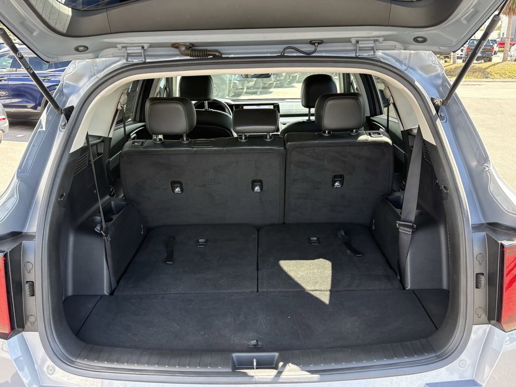 Used 2023 Kia Sorento S image 14