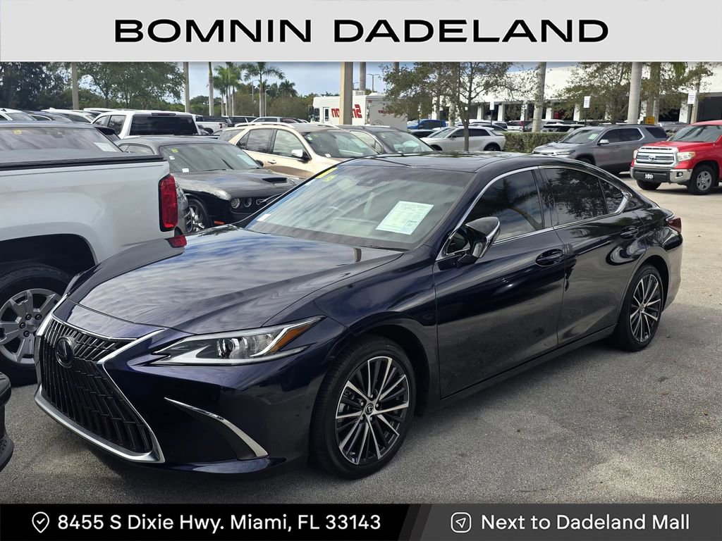 Used 2024 Lexus ES 350 w/ Premium Package image 2