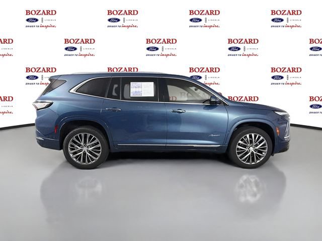 Used 2026 Buick Enclave Avenir w/ Super Cruise Package FWD image 9