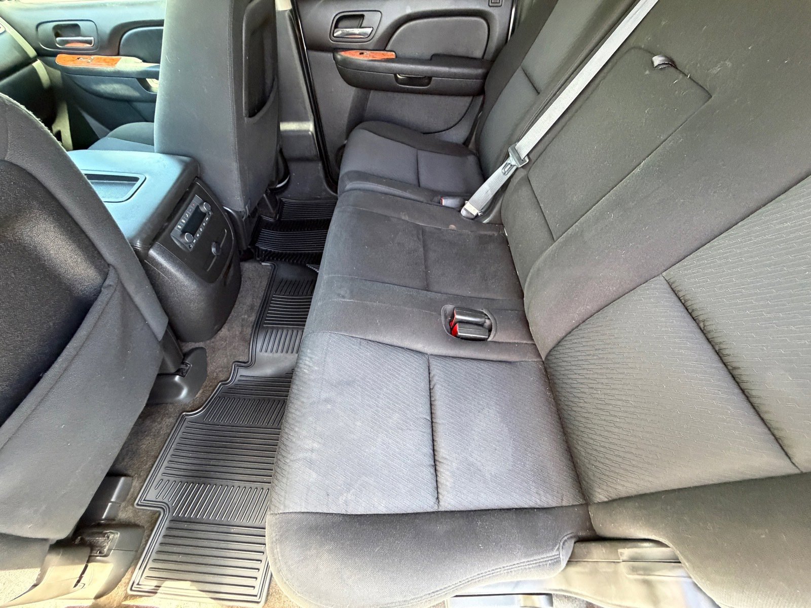 Used 2011 Chevrolet Suburban LS w/ Convenience Package 1 image 13