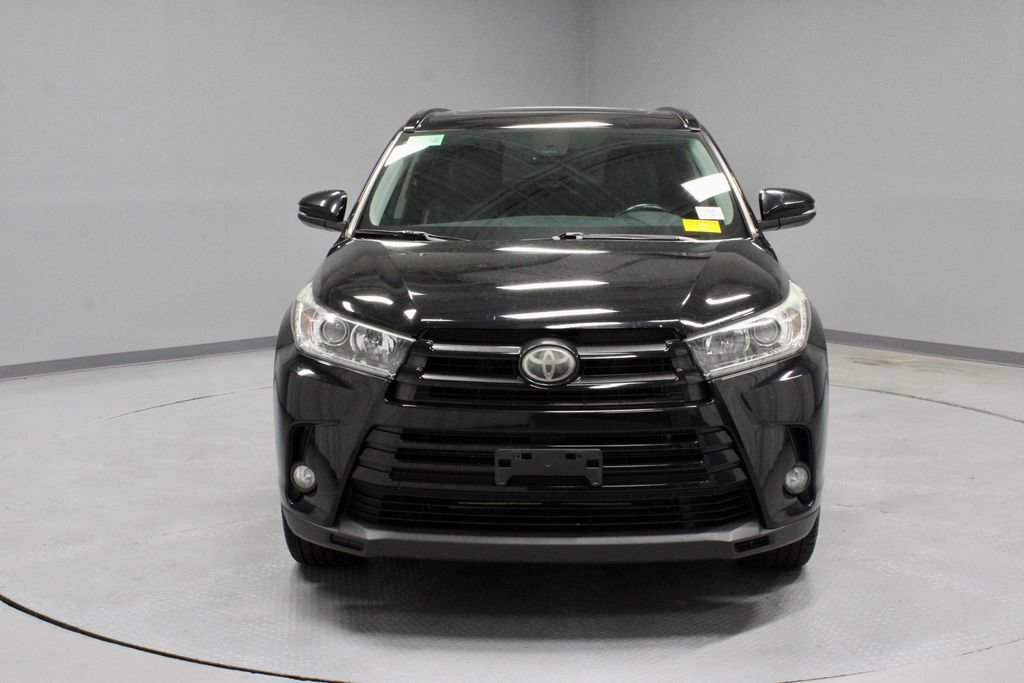 Used 2018 Toyota Highlander SE AWD/4WD image 7