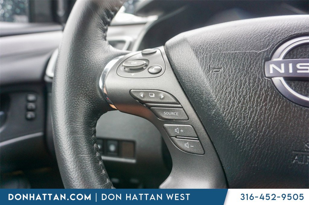 Used 2023 Nissan Murano SL image 11
