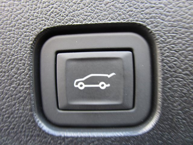 Certified 2024 Chevrolet Traverse Z71 w/ Enhanced Driving Package image 26