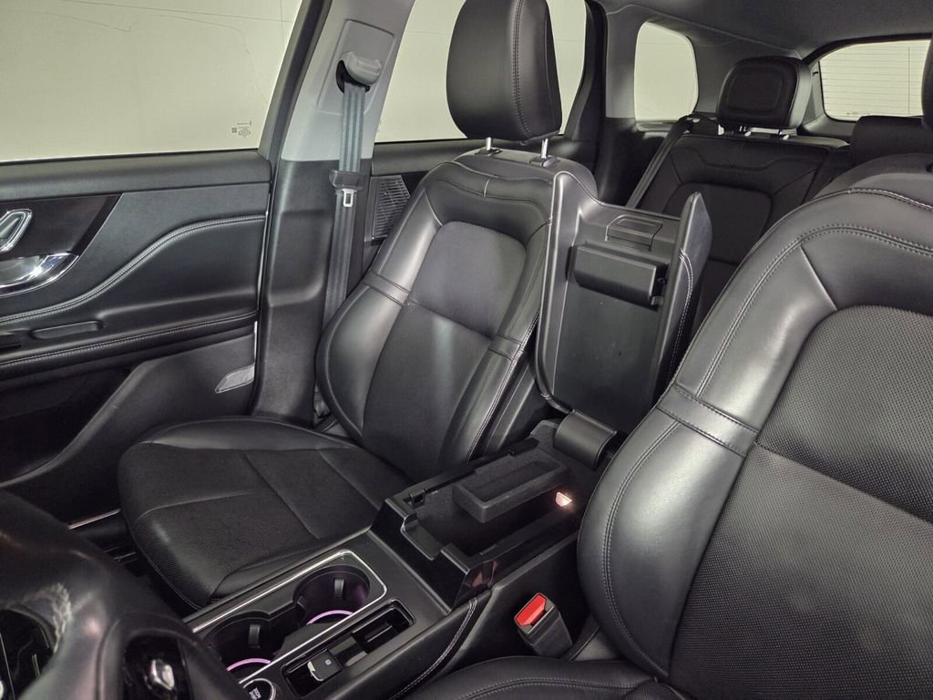 Used 2022 Lincoln Corsair FWD w/ Premium Package image 24