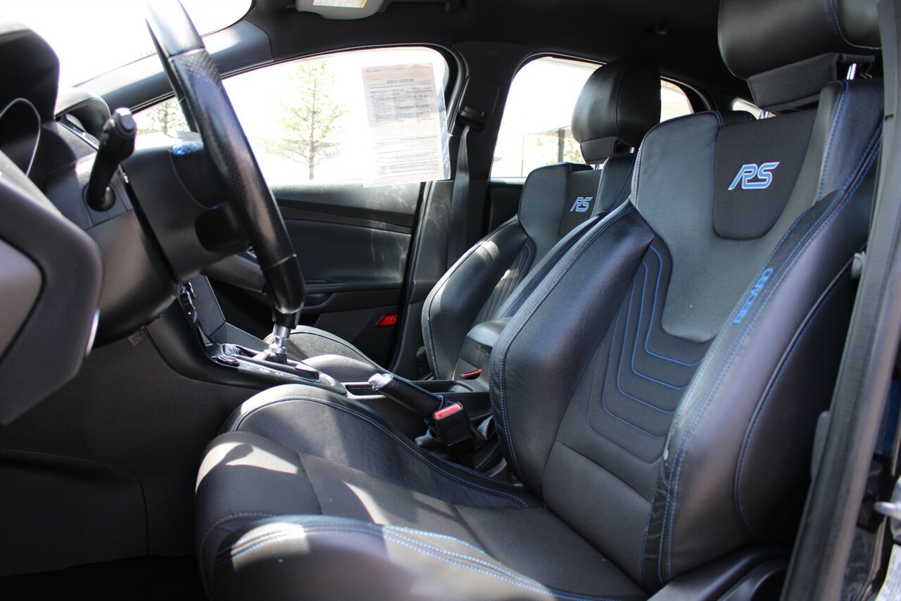 Used 2016 Ford Focus RS AWD/4WD image 18