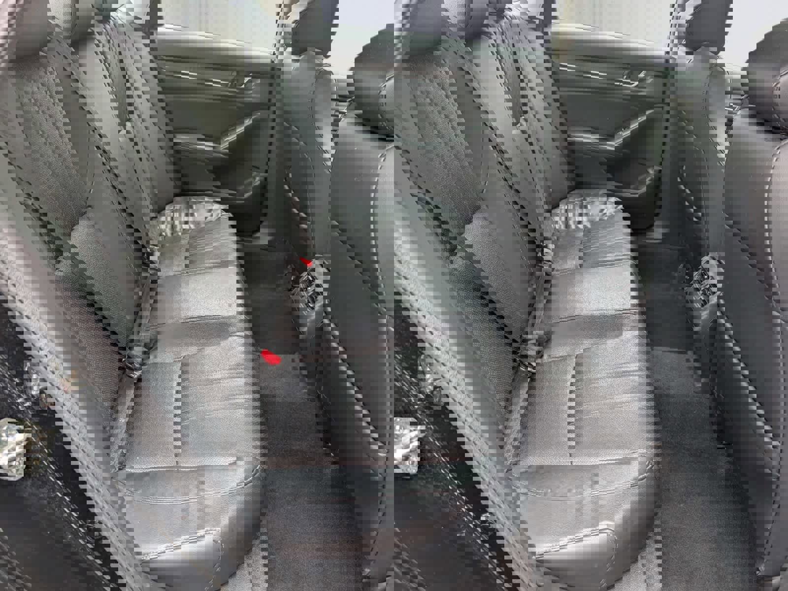 Certified 2018 Honda Accord EX-L image 9