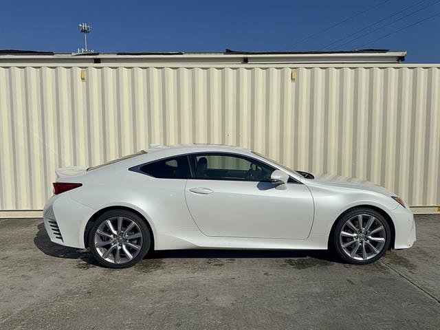 Used 2016 Lexus RC 200t w/ Navigation System Package RWD image 2