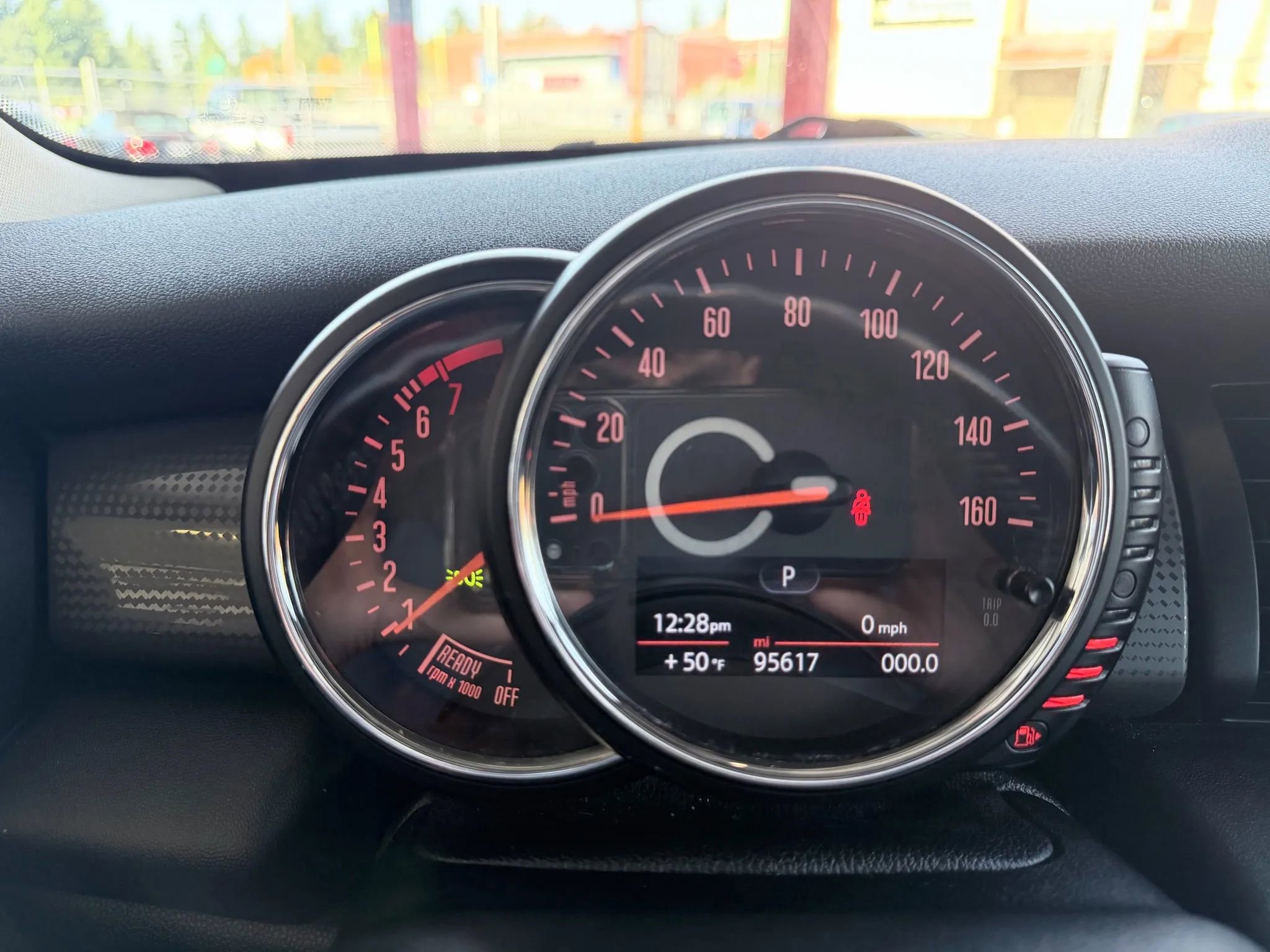 Used 2015 MINI Cooper 4-Door Hardtop image 16