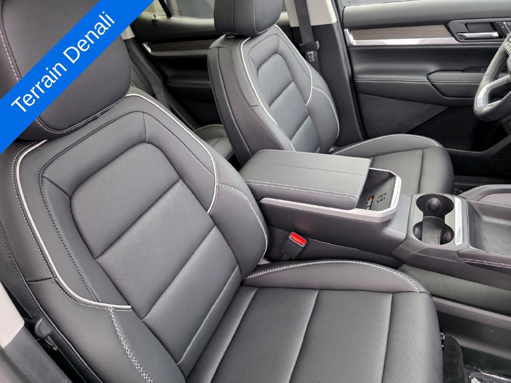 Used 2026 GMC Terrain Denali AWD/4WD image 28