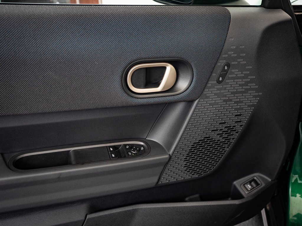 Certified 2025 MINI Cooper S image 22