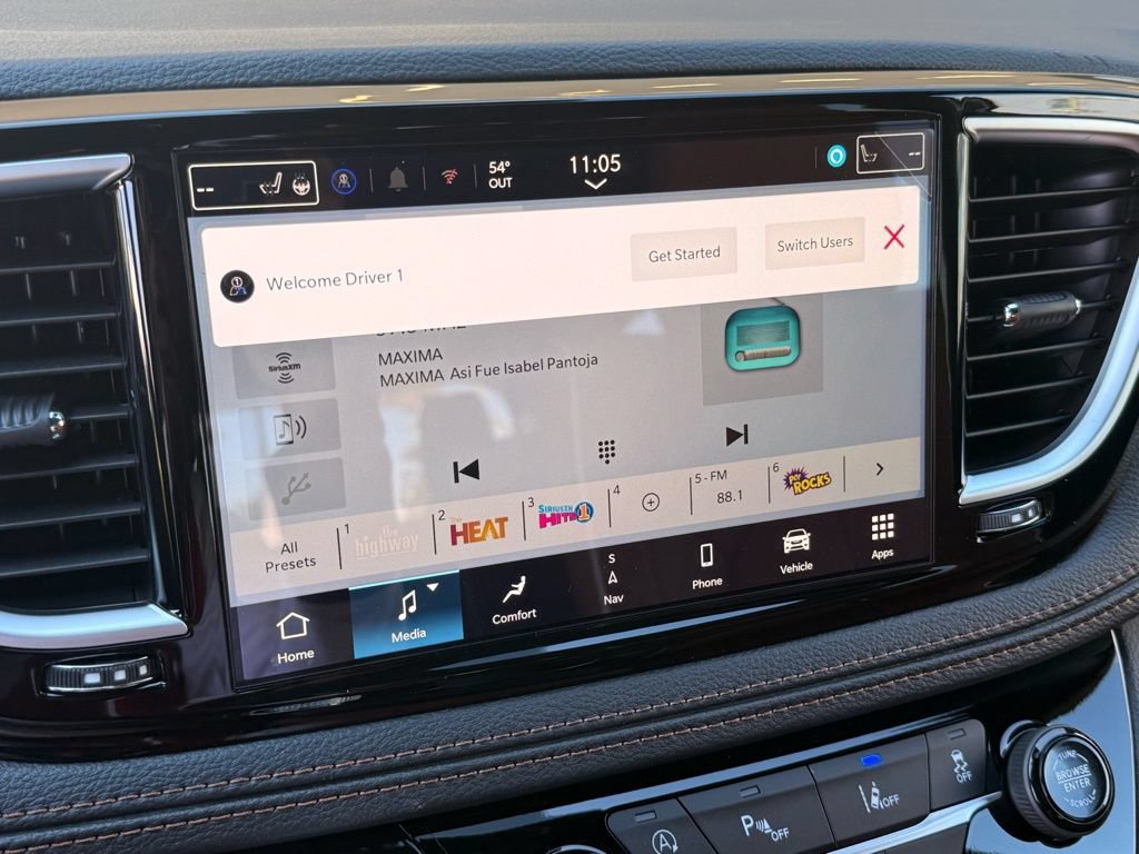 New 2026 Chrysler Pacifica Pinnacle FWD image 12