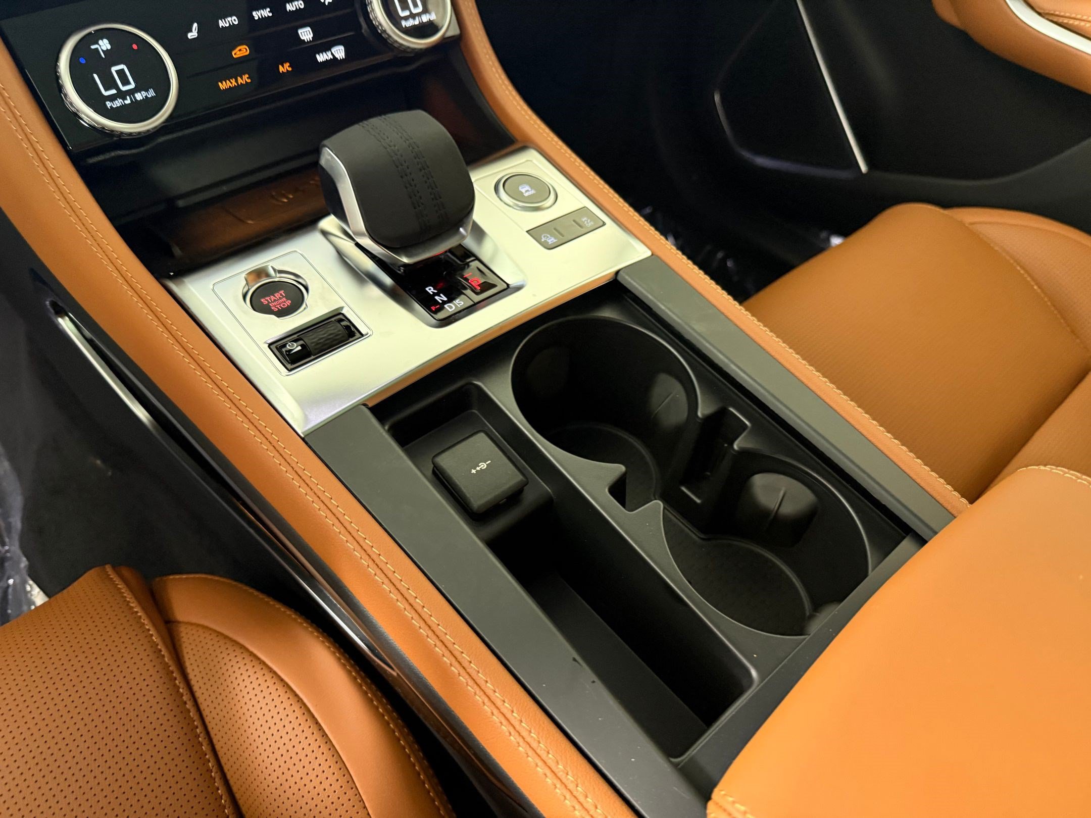 New 2026 Jaguar F-PACE R-Dynamic S AWD/4WD image 15