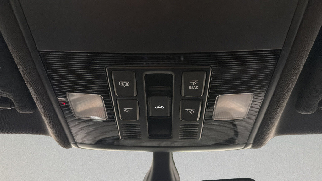Used 2019 Volkswagen Jetta R-Line FWD image 23