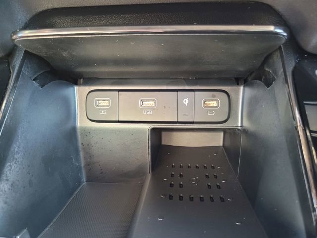 Used 2022 Kia Sorento SX Prestige image 25