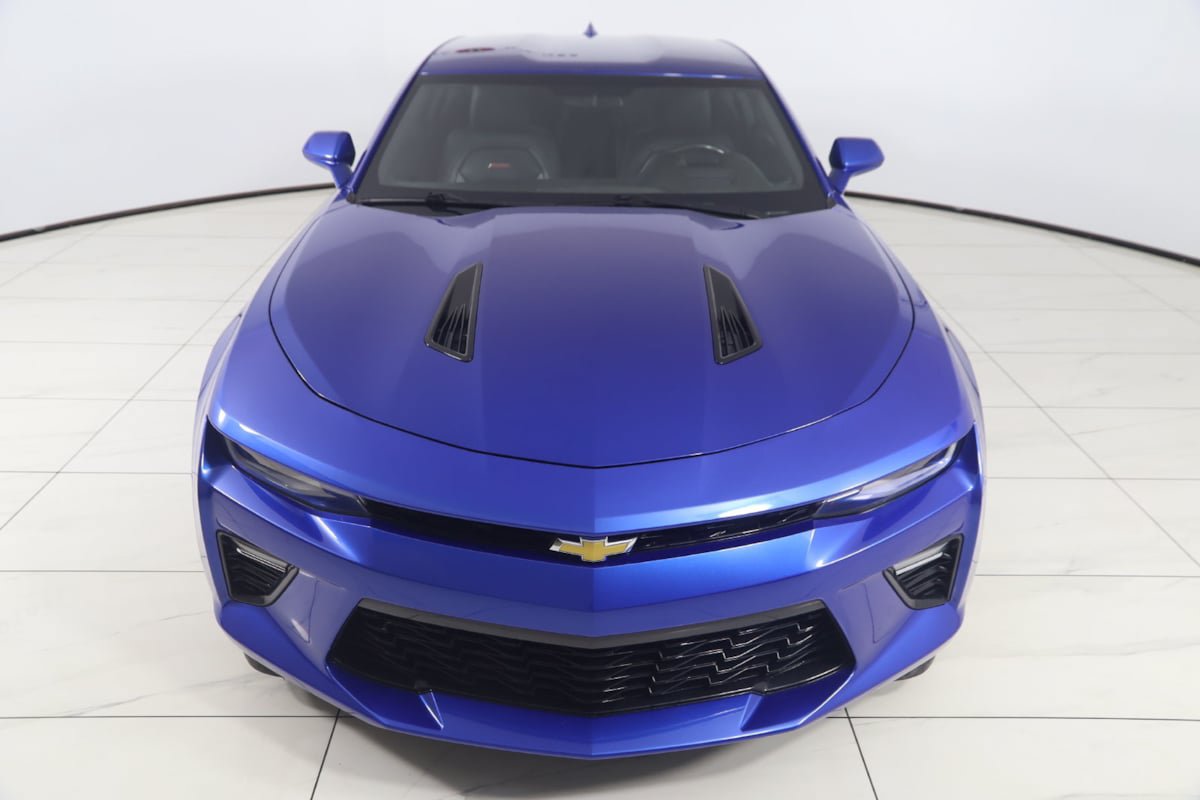Used 2018 Chevrolet Camaro SS RWD image 69