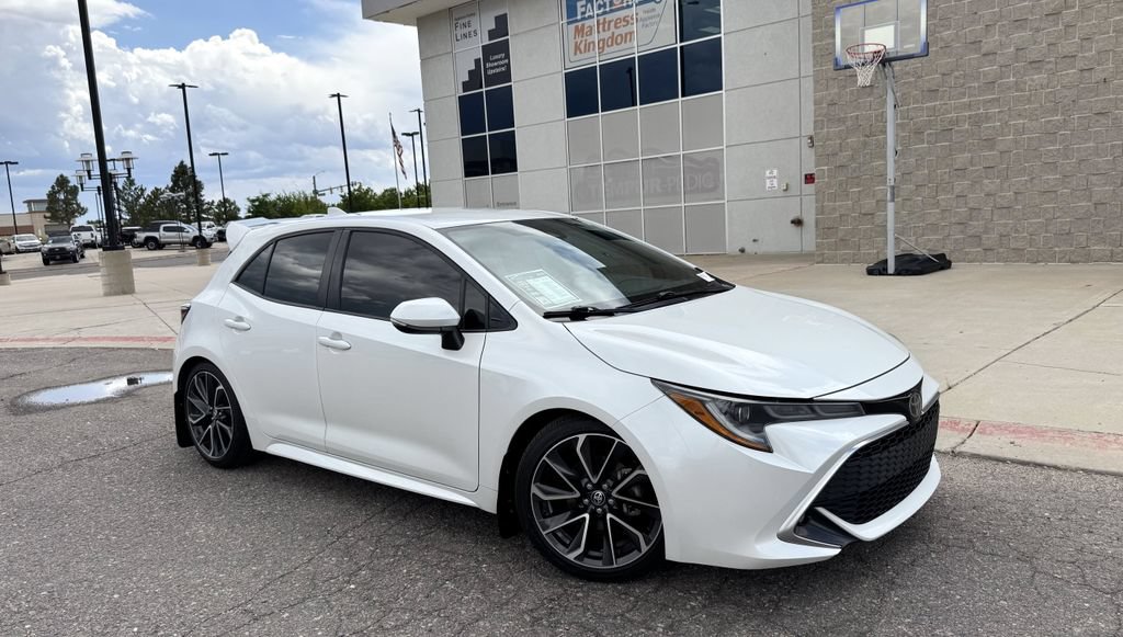 Used 2021 Toyota Corolla XSE FWD image 2