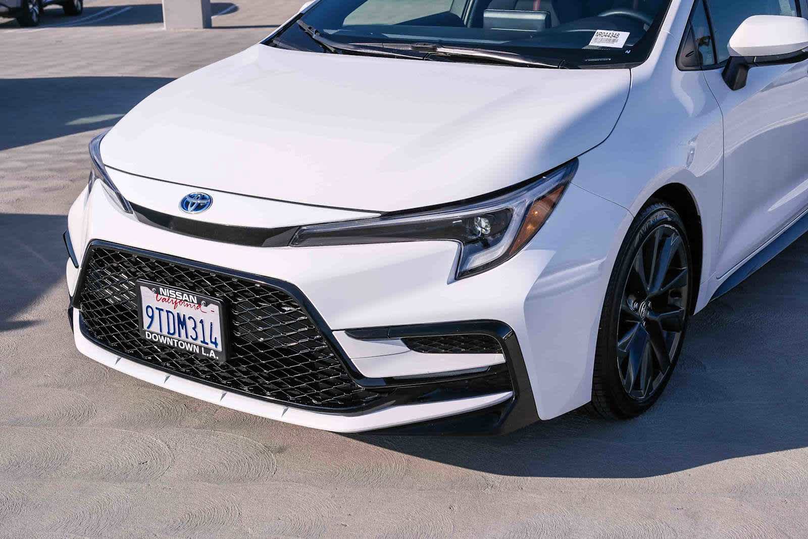 Used 2025 Toyota Corolla SE FWD image 11