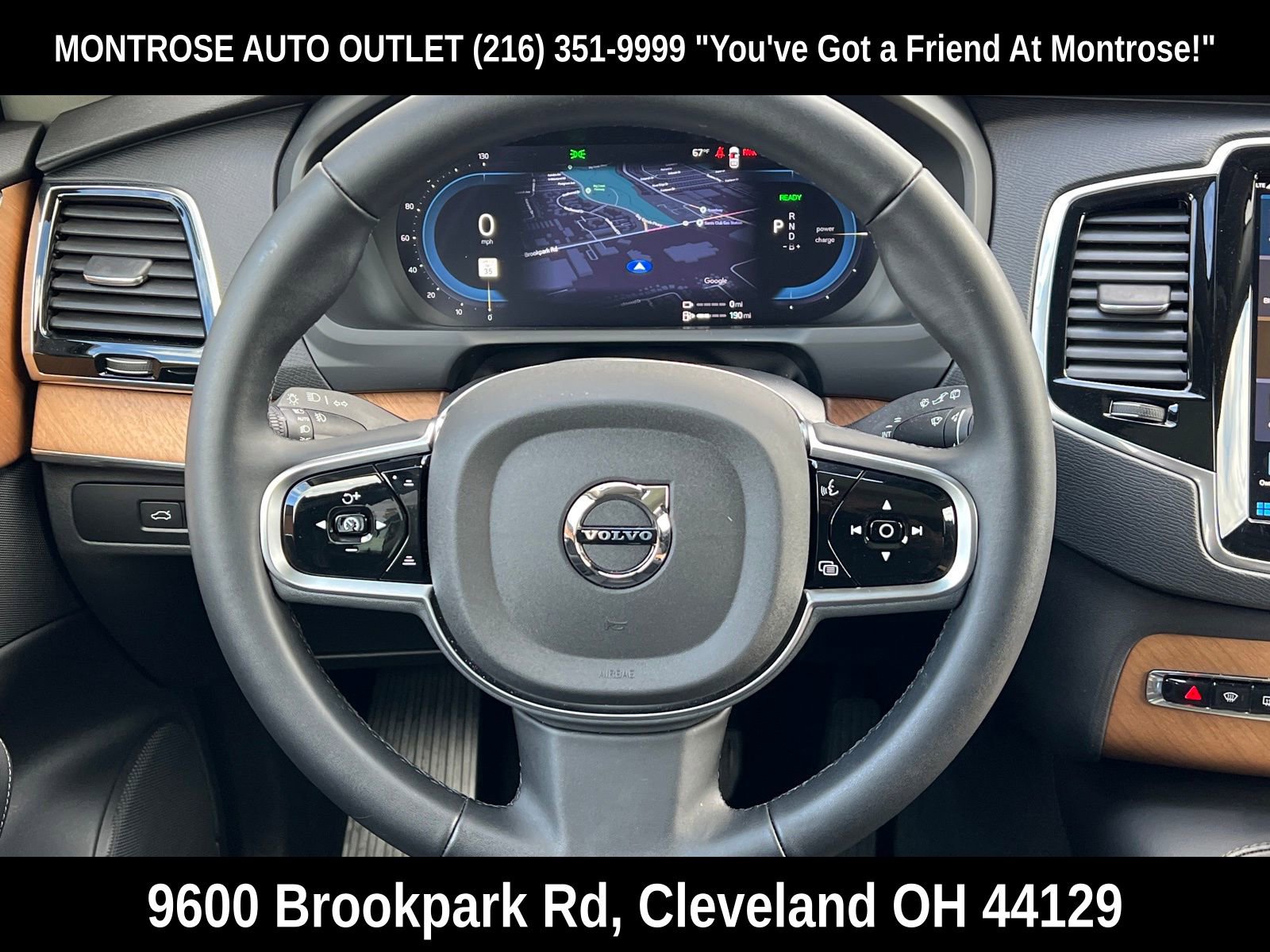 New 2025 Volvo XC90 T8 Plus w/ Protection Package Premier image 28