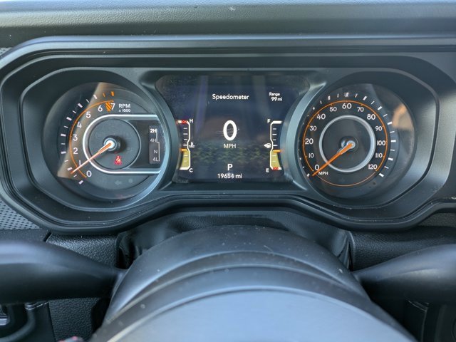 Used 2024 Jeep Gladiator Rubicon w/ Technology Group image 33