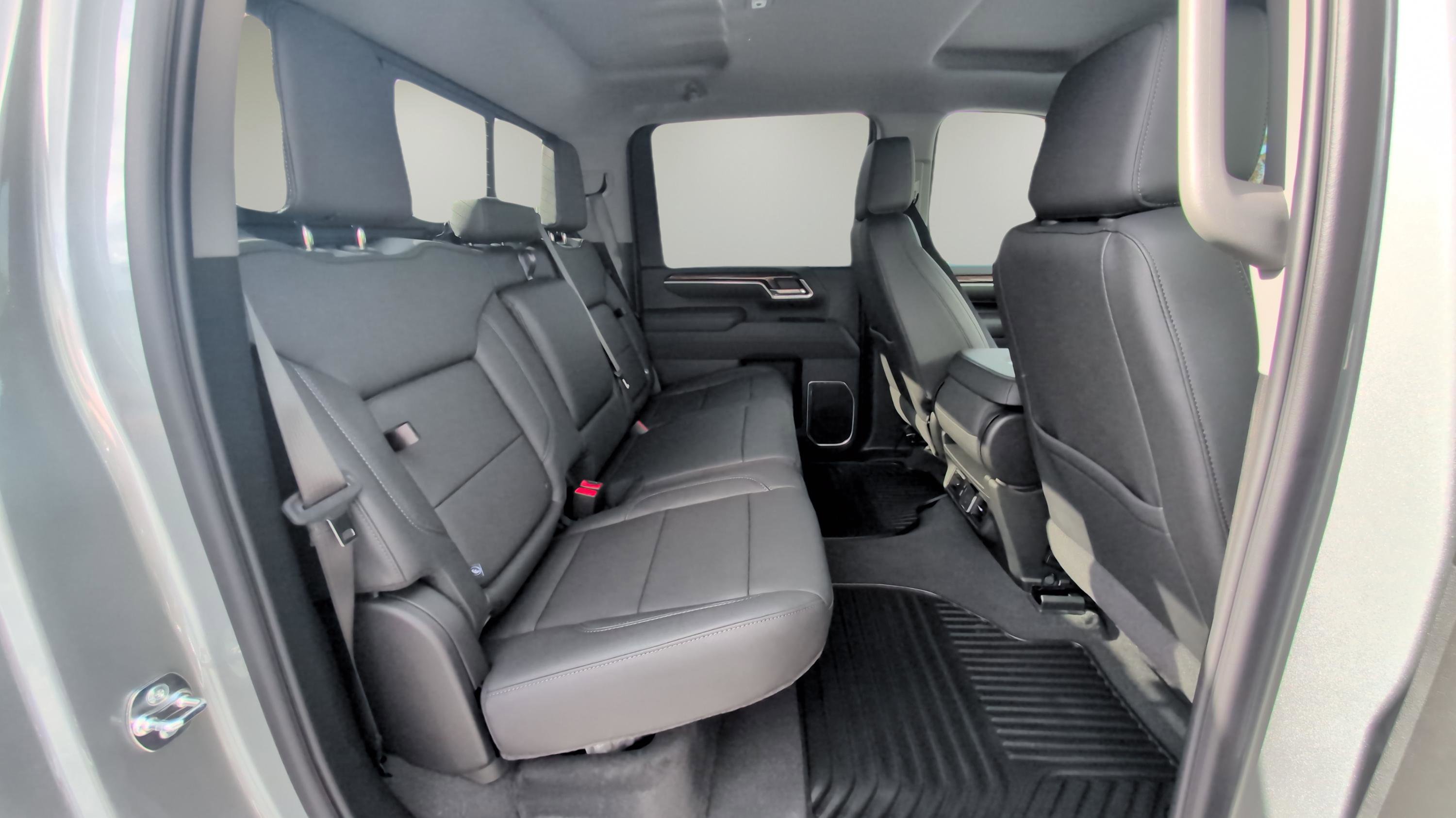 New 2026 Chevrolet Silverado 2500 LT w/ All Star Edition image 13