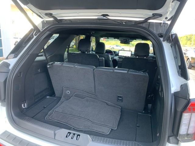 Used 2025 Ford Explorer ST w/ Sun And Sound Package AWD/4WD image 25