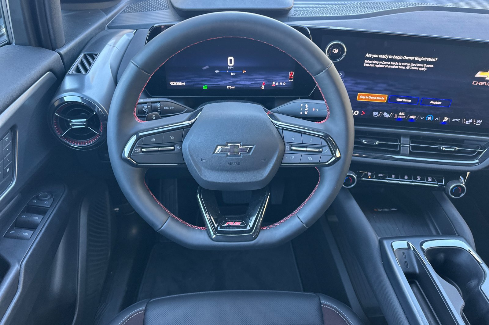 New 2026 Chevrolet Equinox EV RS w/ Convenience Package II FWD image 15