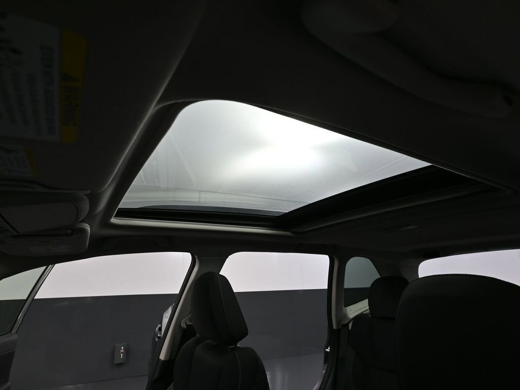 Used 2021 Subaru Forester Premium image 24