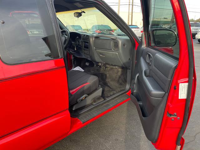 Used 2003 GMC Sonoma SLS image 11