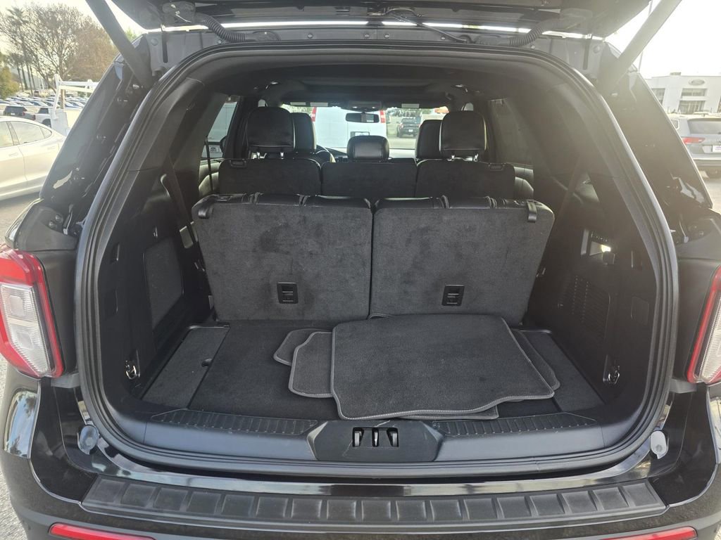 Certified 2022 Ford Explorer ST w/ Equipment Group 401A image 26