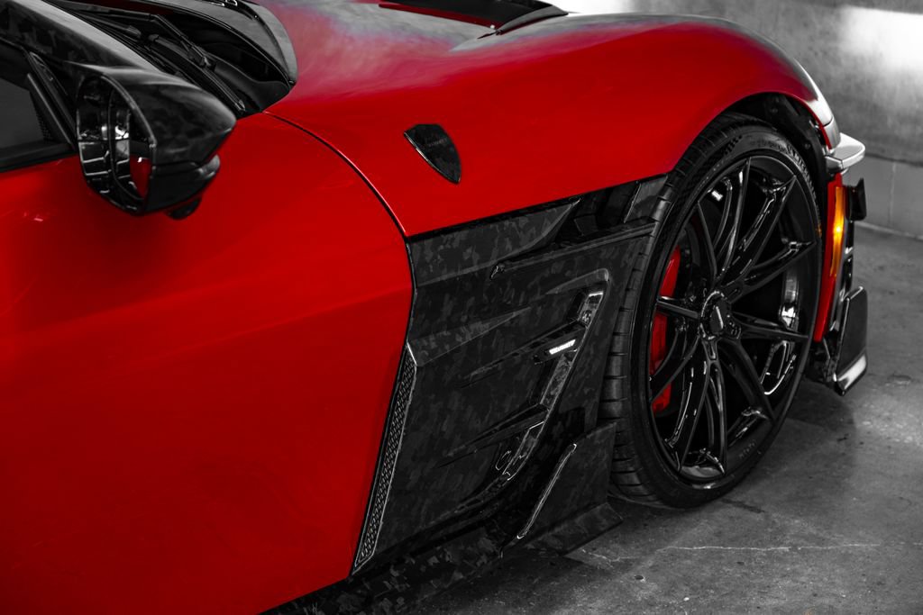 Used 2025 Ferrari 12Cilindri RWD image 31
