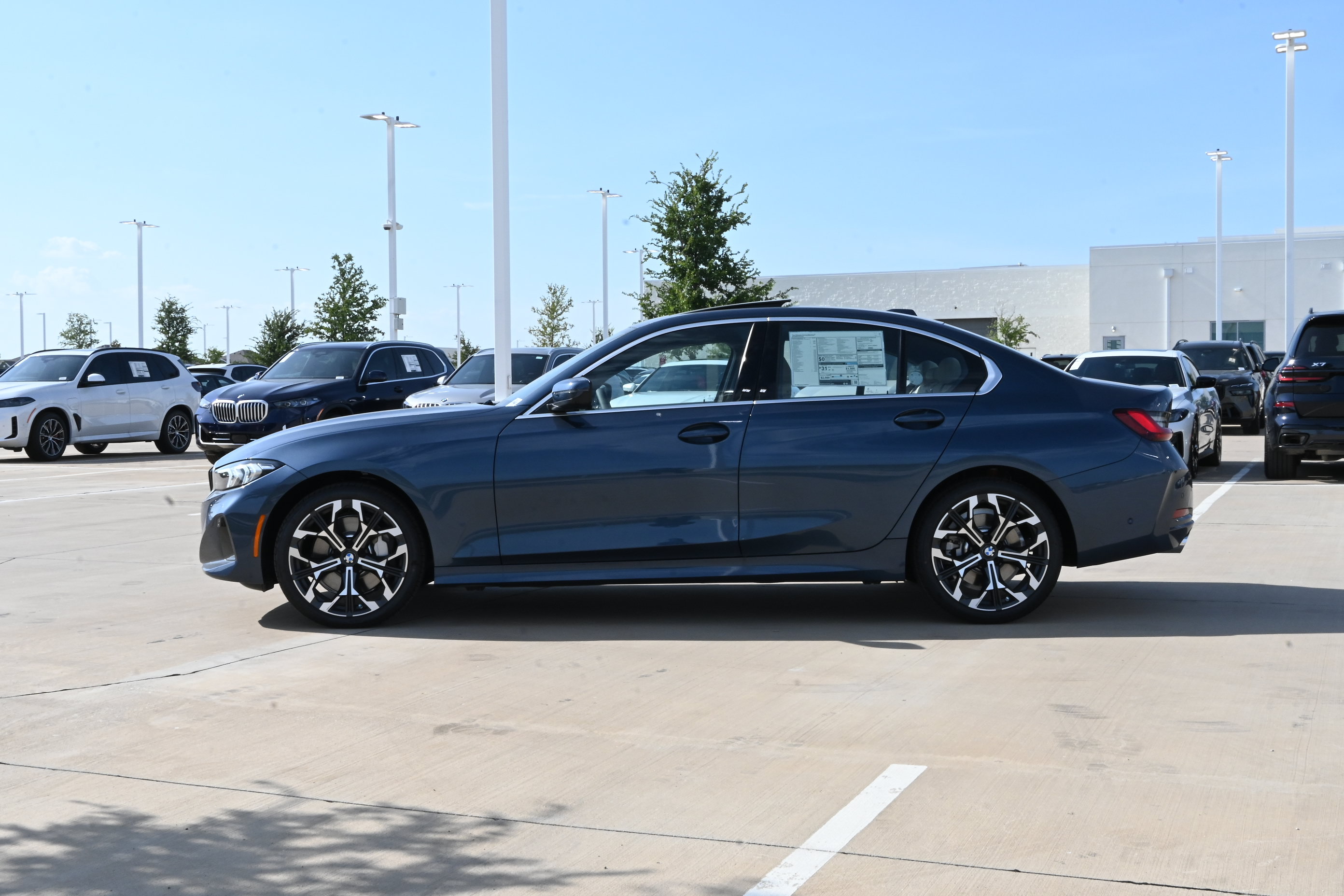 New 2026 BMW 330i Sedan w/ Premium Package RWD image 5