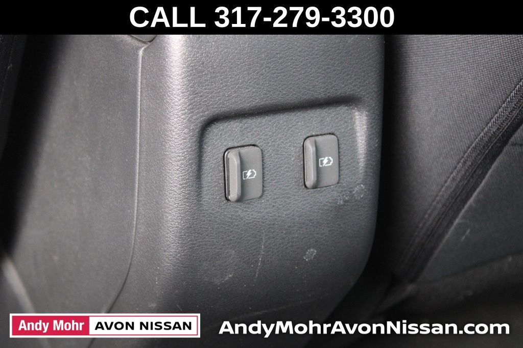 Used 2022 Nissan Kicks SR FWD image 26