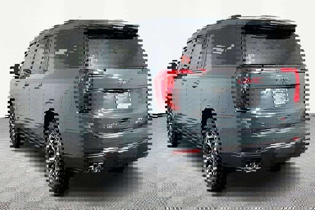 New 2026 GMC Yukon XL AT4 Ultimate image 4