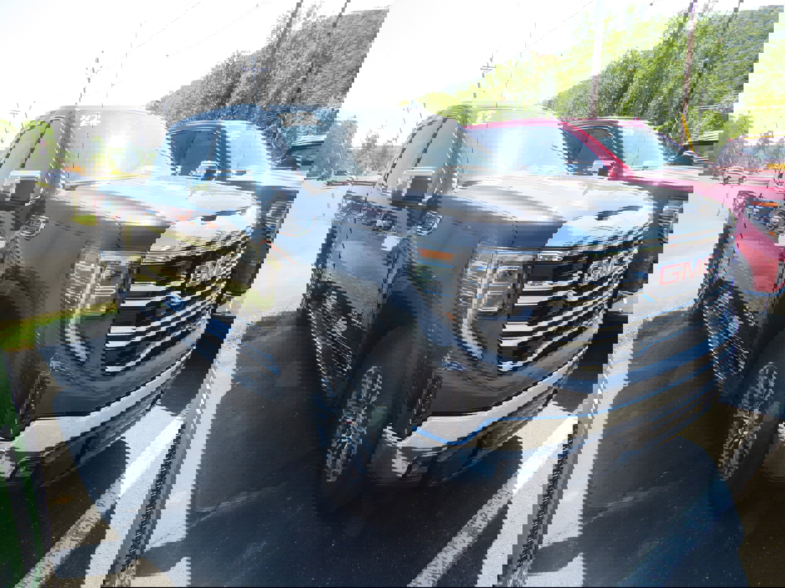 Used 2022 GMC Sierra 1500 SLT w/ SLT Convenience Package