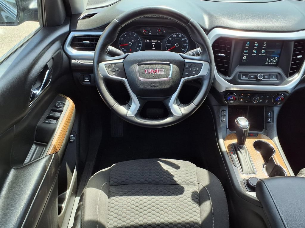 Used 2017 GMC Acadia SLE w/ Driver Alert Package I AWD/4WD image 10