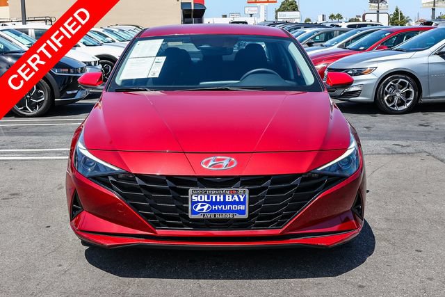 Certified 2022 Hyundai Elantra SEL FWD image 2