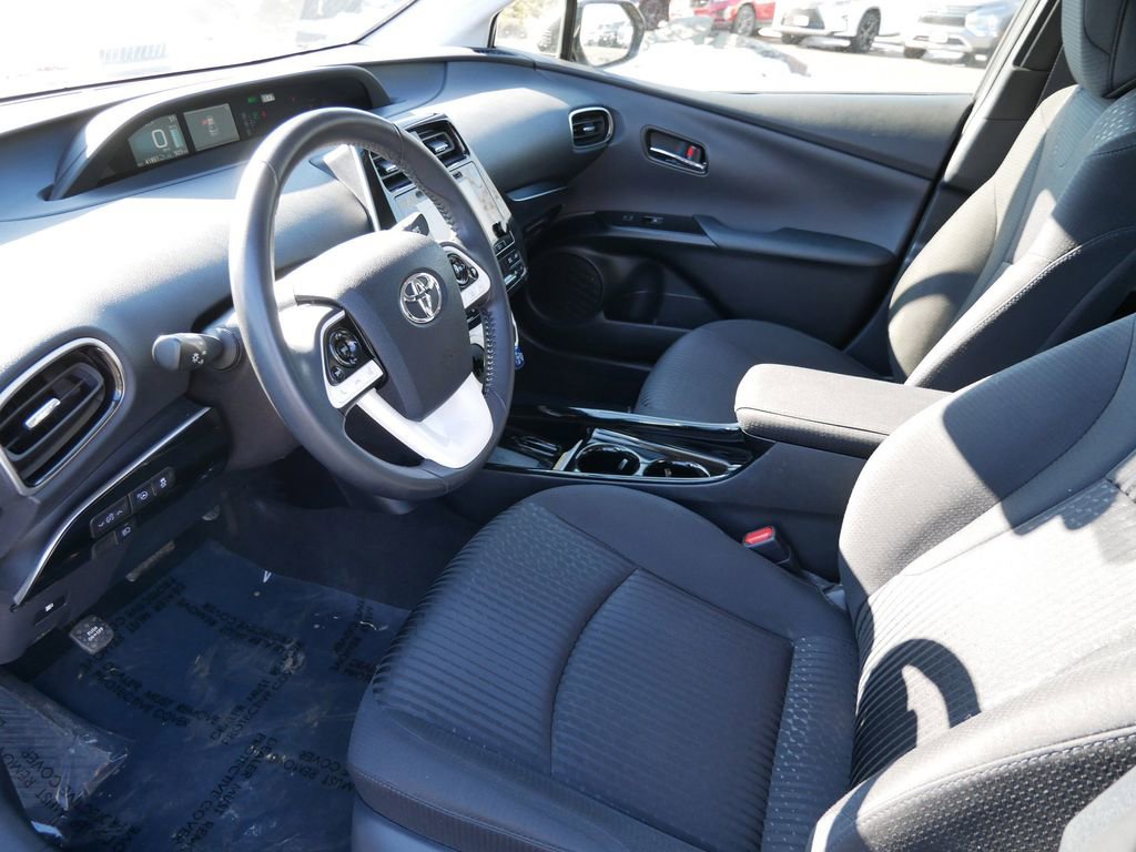Certified 2018 Toyota Prius Three image 11