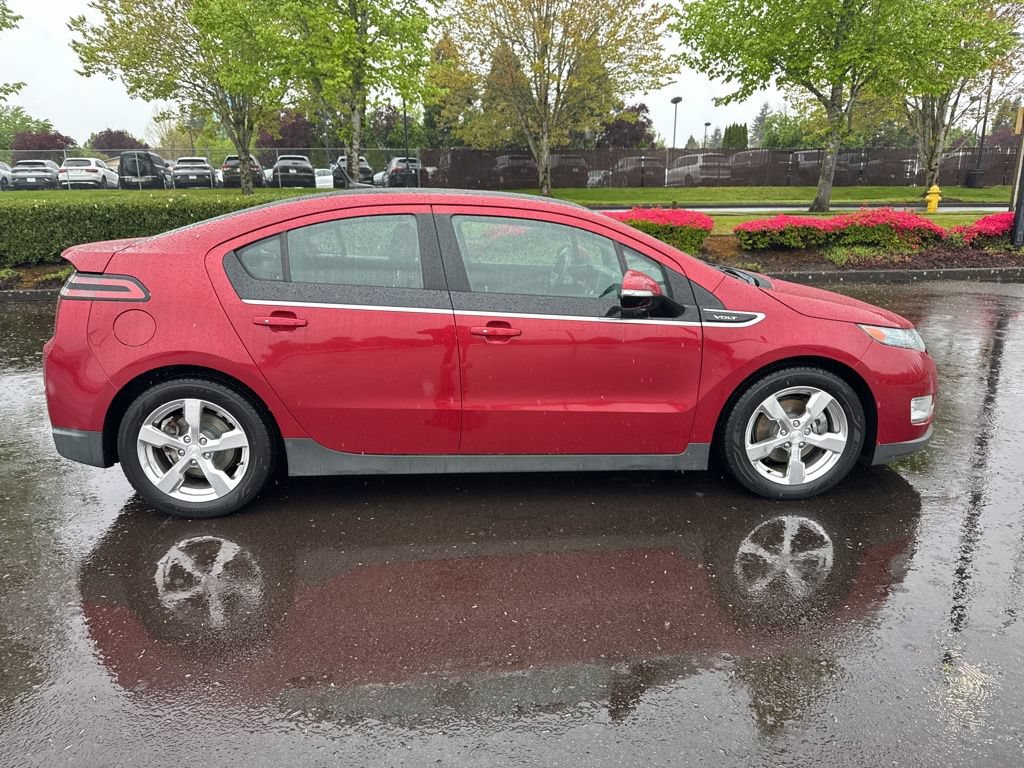 Used 2012 Chevrolet Volt Premium w/ Premium Trim Package FWD image 8