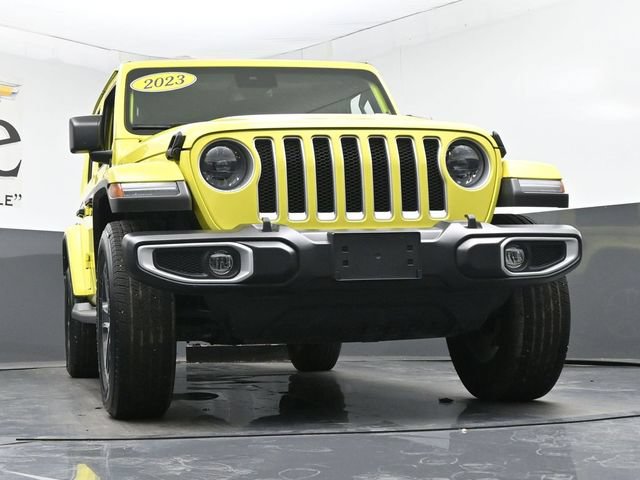 Used 2023 Jeep Wrangler Unlimited Sahara w/ LED Lighting Group AWD/4WD image 3