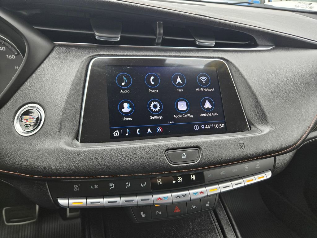 Used 2020 Cadillac XT4 Sport w/ Technology Package FWD image 8