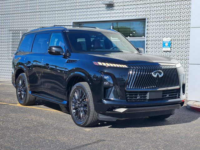 Used 2025 INFINITI QX80 Autograph w/ Autograph Exterior Package AWD/4WD image 3