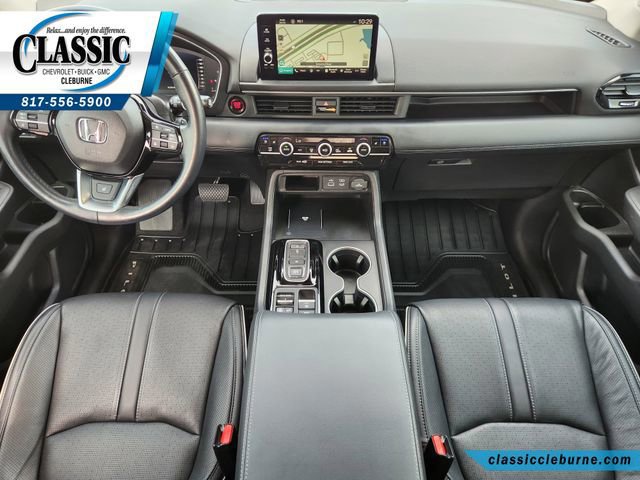 Used 2023 Honda Pilot Elite image 2