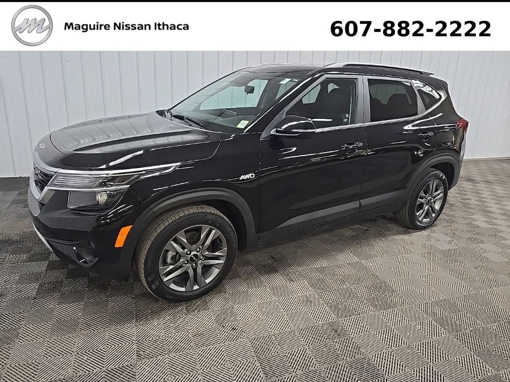 Used 2023 Kia Seltos S w/ Navigation Package AWD/4WD image 7