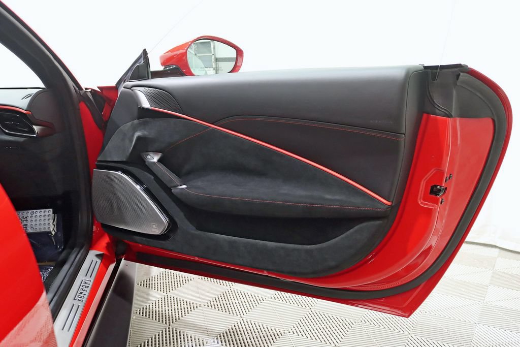 Used 2021 Ferrari Roma RWD image 35