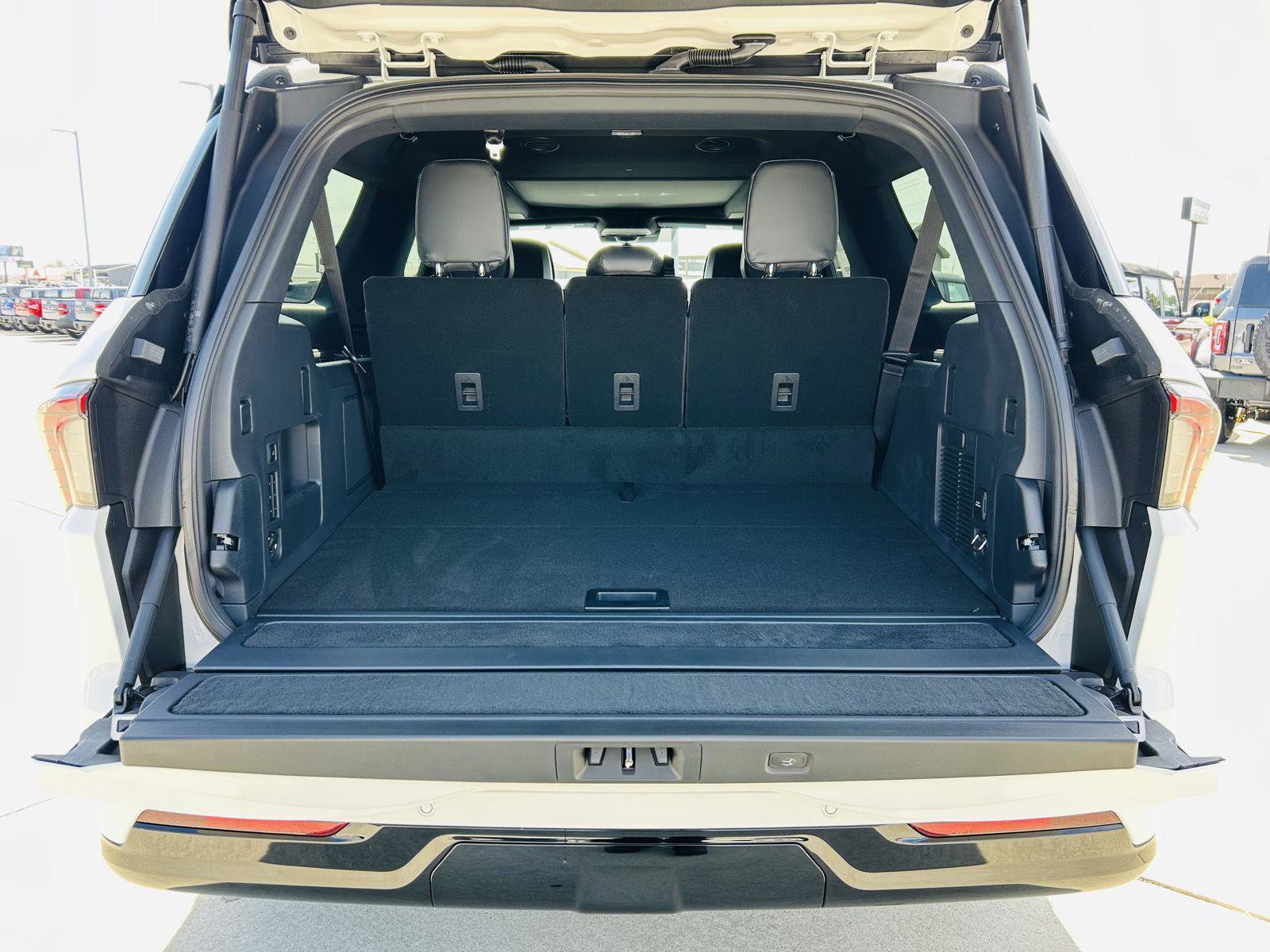 New 2026 Lincoln Navigator L Reserve image 44