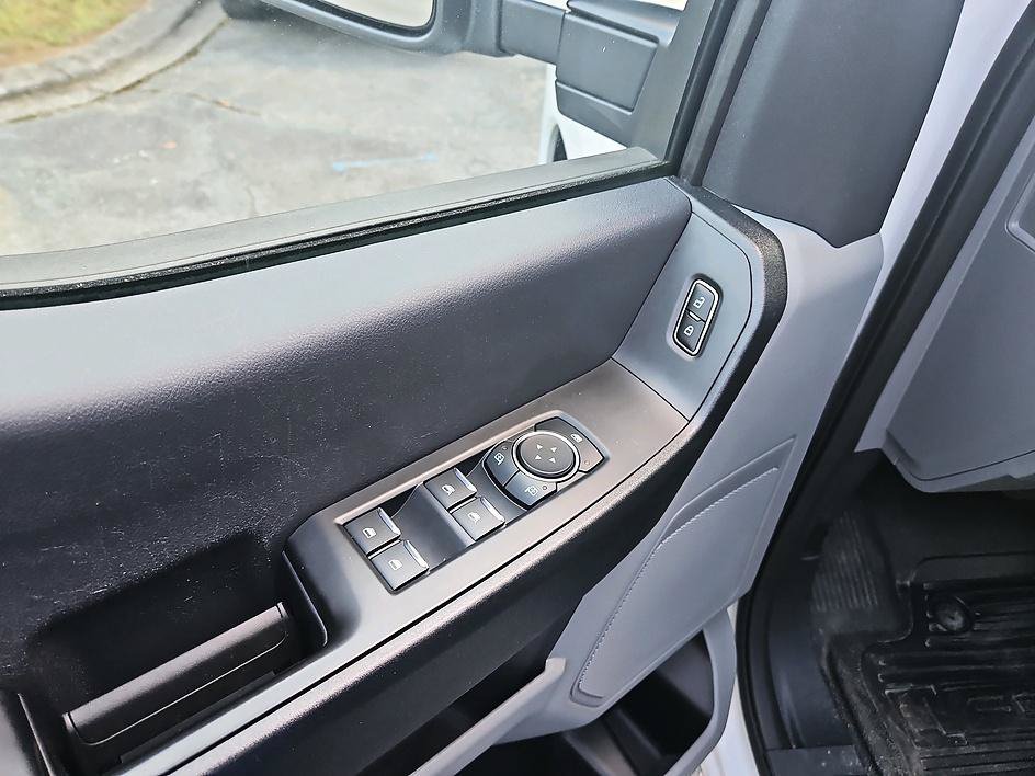 Used 2024 Ford F250 XL w/ XL Driver Assist Package AWD/4WD image 11